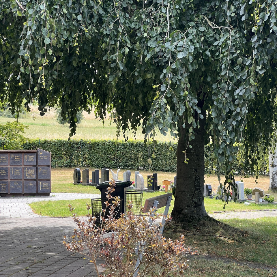 Friedhof Stennweiler Friedhof Stennweiler